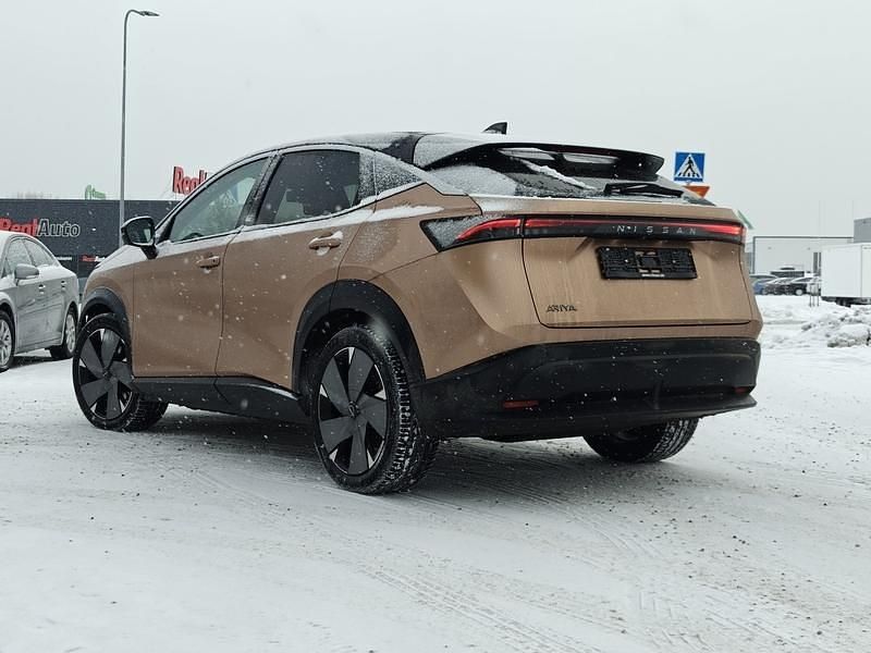 Käytetty Nissan Ariya Evolve 177 kW (242 HP) 2022 Ruskea Katumaasturi