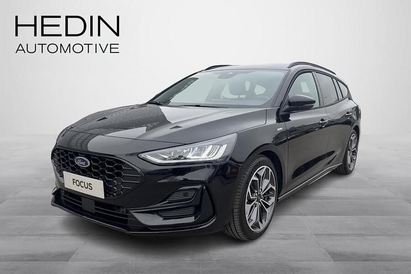 Musta Käytetty 2025 Ford Focus ST-Line Farmari | 41 900 € - Kuva 1/4