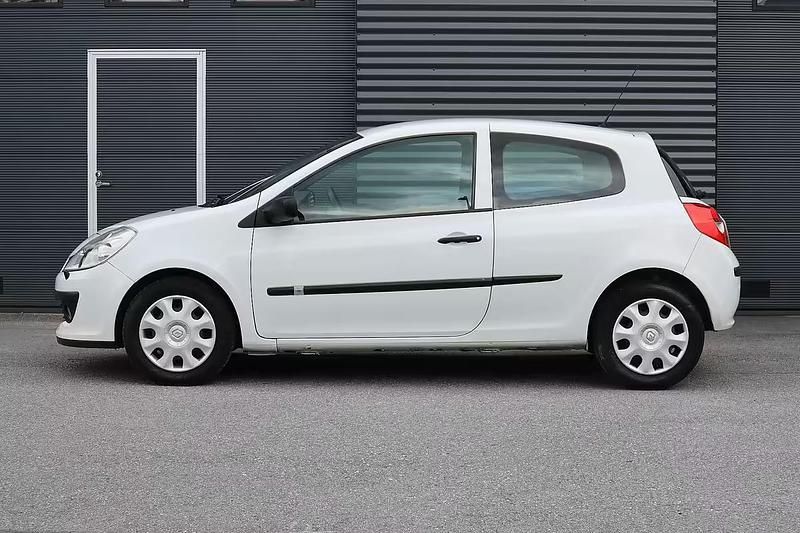 Käytetty Renault Clio II Authentique 2009