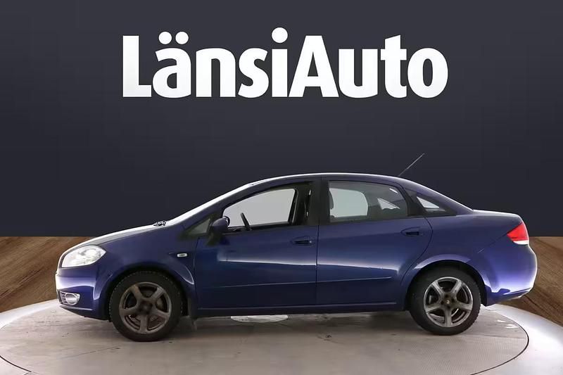 Käytetty Fiat Linea 120 HP (88 kW) 2008 Sininen Sedan