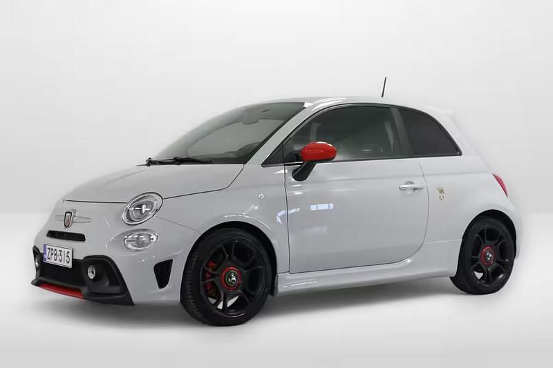 Käytetty Fiat 500 Abarth 2021