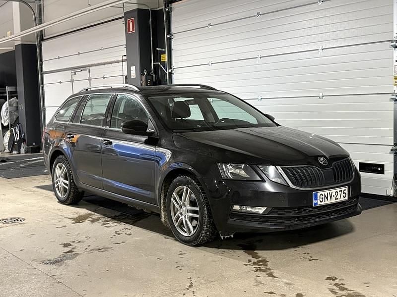 Käytetty Skoda Octavia Business Line 150 HP (110 kW) 2019 Farmari