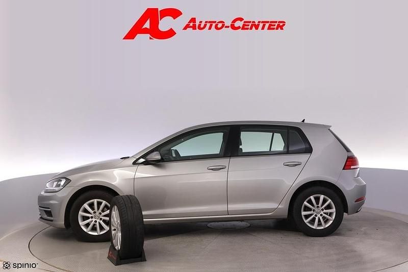 Käytetty VW Golf VII Comfortline 116 HP (85 kW) 2019 Viistoperä