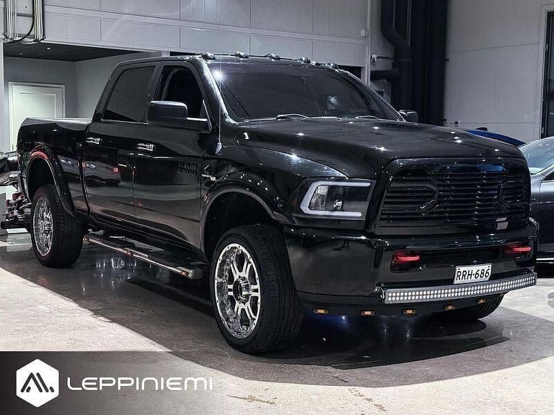 Käytetty Dodge Ram 370 HP (272 kW) 2014 Nouto