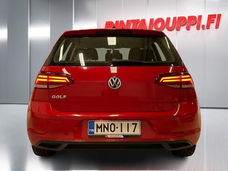 Käytetty VW Golf VII Trendline 86 HP (63 kW) 2018 Viistoperä