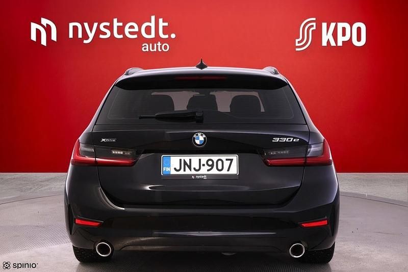 Käytetty BMW 330e Sport Line 292 HP (214 kW) 2021 Farmari