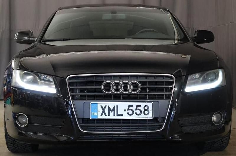 Käytetty Audi A5 Sportback S-Line 143 HP (105 kW) 2011 Musta Viistoperä