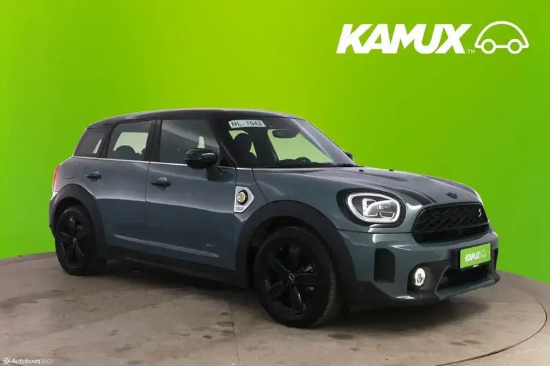 Vihreä Käytetty 2021 Mini Cooper Countryman Katumaasturi | 24 680 € - Kuva 1/4