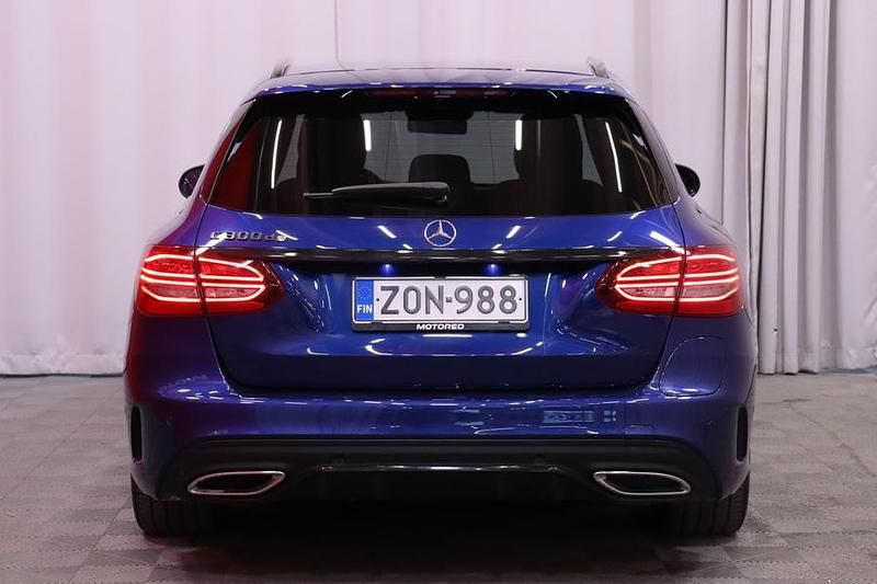 Käytetty Mercedes C300e Business 194 HP (142 kW) 2019 Farmari