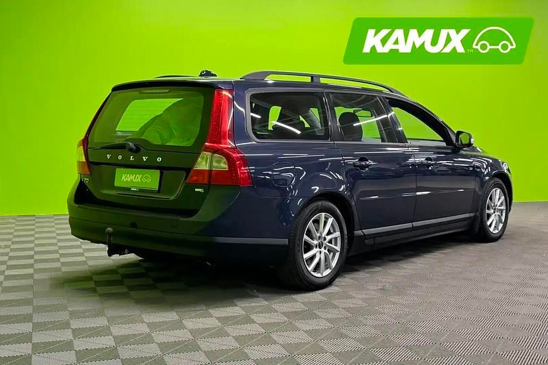 Käytetty Volvo V70 109 HP (80 kW) 2010 Sininen Farmari