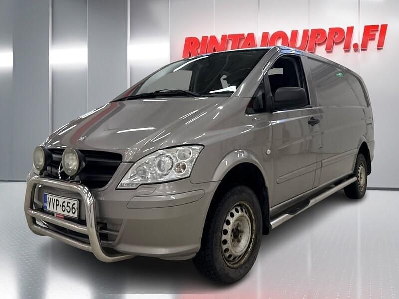 Käytetty Mercedes Vito 163 HP (119 kW) 2011 Van