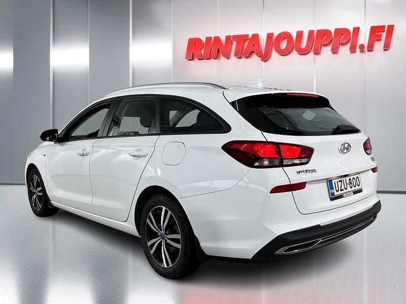 Käytetty Hyundai i30 Comfort 120 HP (88 kW) 2021 Farmari