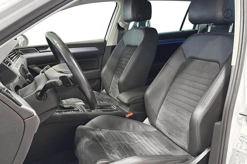 Käytetty VW Passat GTE 218 HP (160 kW) 2018 Valkoinen Farmari