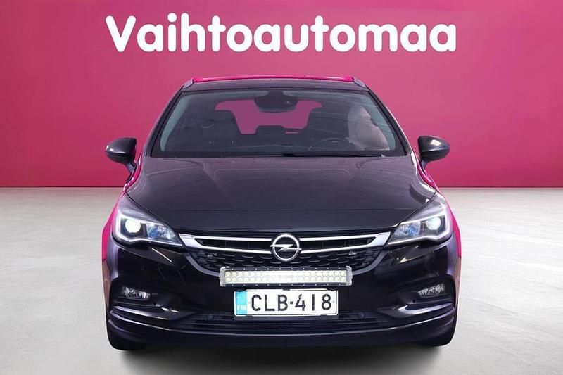 Käytetty Opel Astra Innovation 136 HP (100 kW) 2018 Farmari