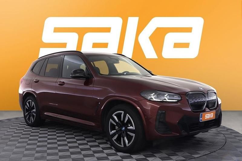 Käytetty 2022 BMW iX3 M Sport Katumaasturi | 35 900 € (Perustarjous) - Kuva 1/3