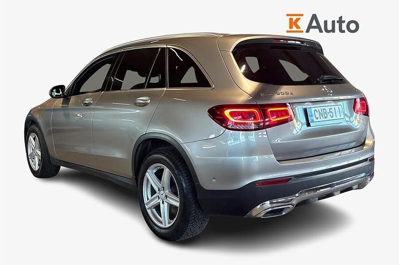 Käytetty Mercedes GLC300 Business 245 HP (180 kW) 2019 Harmaa Katumaasturi