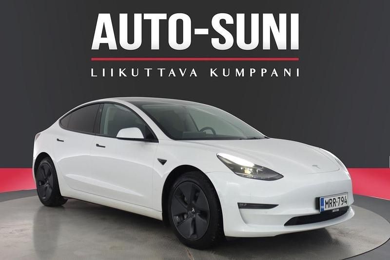 Käytetty Tesla Model 3 339 kW (462 HP) 2022 Sedan