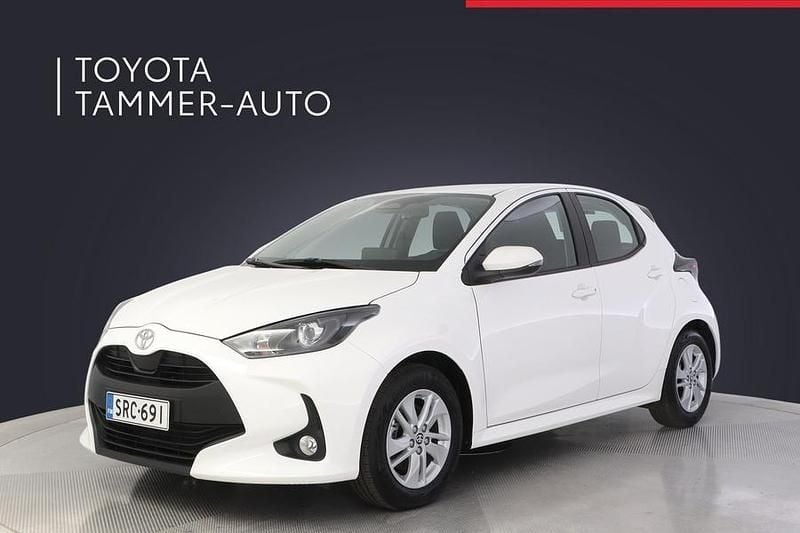 Valkoinen Käytetty 2024 Toyota Yaris Hybrid Viistoperä | 22 880 € (Supertarjous) - Kuva 1/3