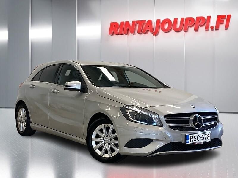 Käytetty 2015 Mercedes A180 Edition Viistoperä | 12 980 € (Perustarjous) - Kuva 1/4