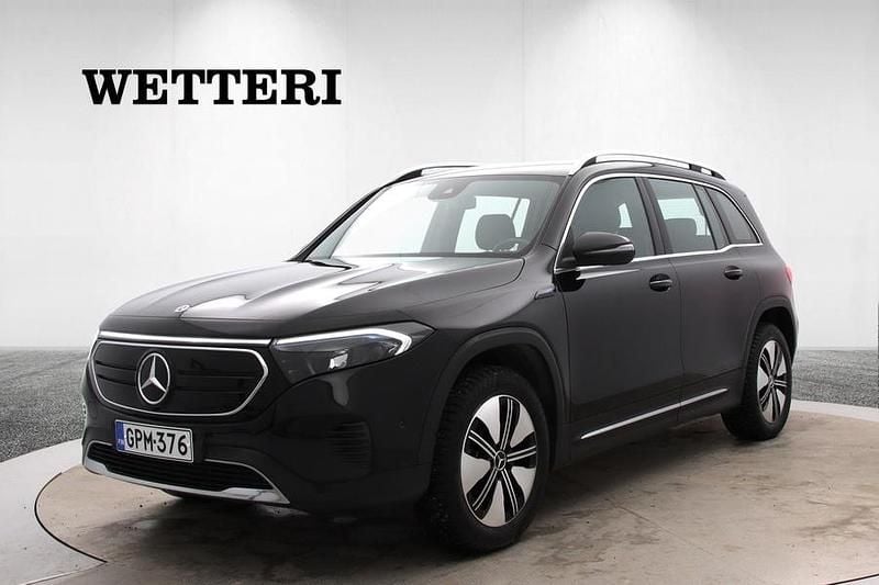 Käytetty Mercedes EQB300 Business 167 kW (228 HP) 2022 Musta Katumaasturi
