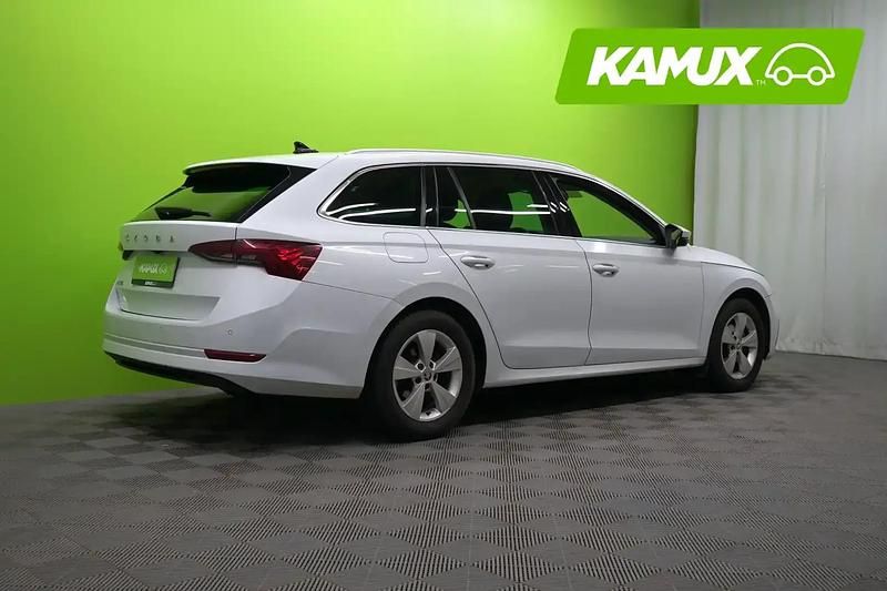 Käytetty Skoda Octavia Style 150 HP (110 kW) 2020 Moon white metallic Farmari