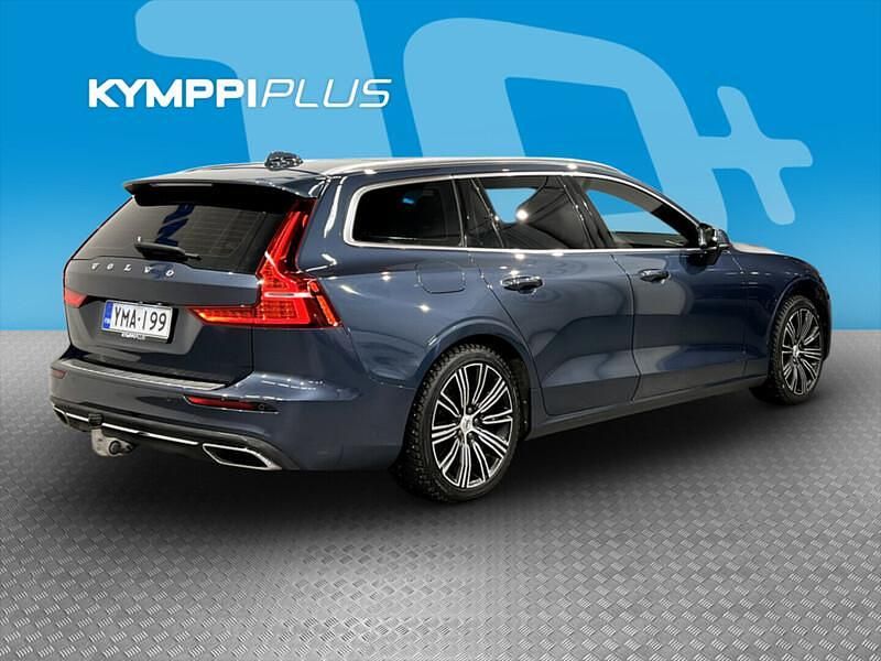 Käytetty Volvo V60 Inscription 317 HP (233 kW) 2019 Farmari