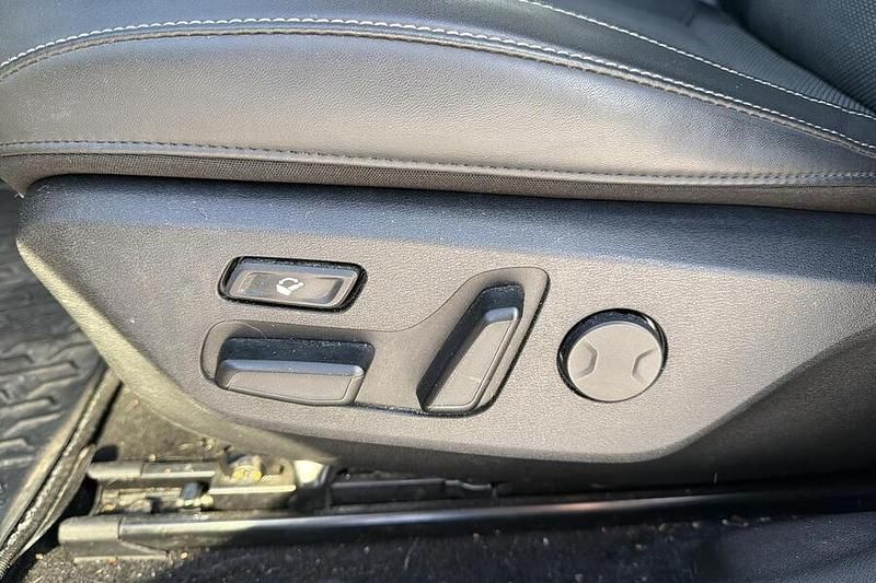 Käytetty Kia EV6 167 kW (228 HP) 2022 Katumaasturi