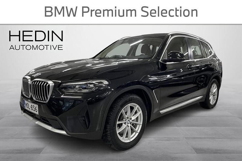 Musta Käytetty 2023 BMW X3 Katumaasturi | 36 500 € (Perustarjous) - Kuva 1/3