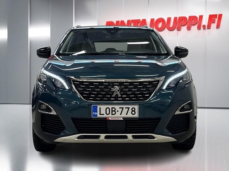 Käytetty Peugeot 5008 Allure 131 HP (96 kW) 2017 Tila-auto