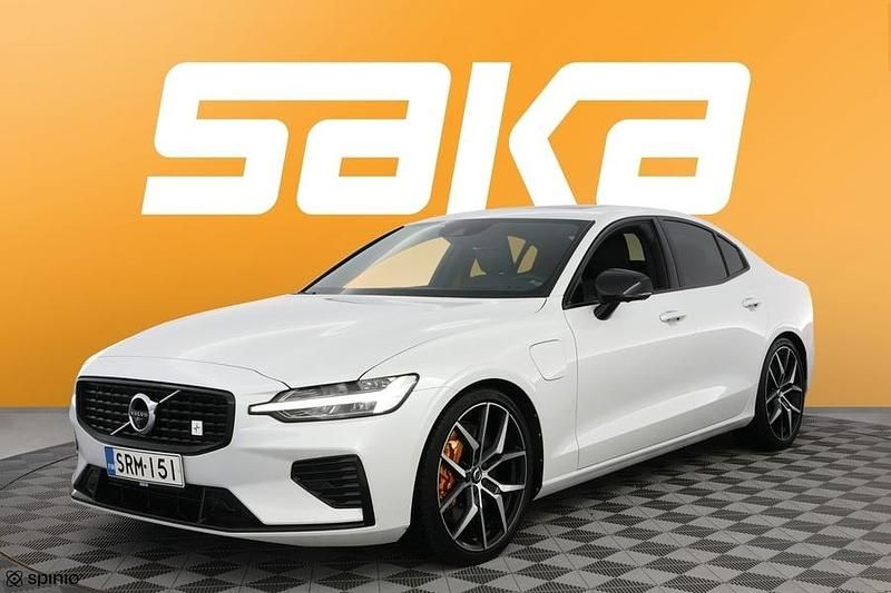 Käytetty Volvo S60 Business Edition 411 HP (302 kW) 2020 Sedan