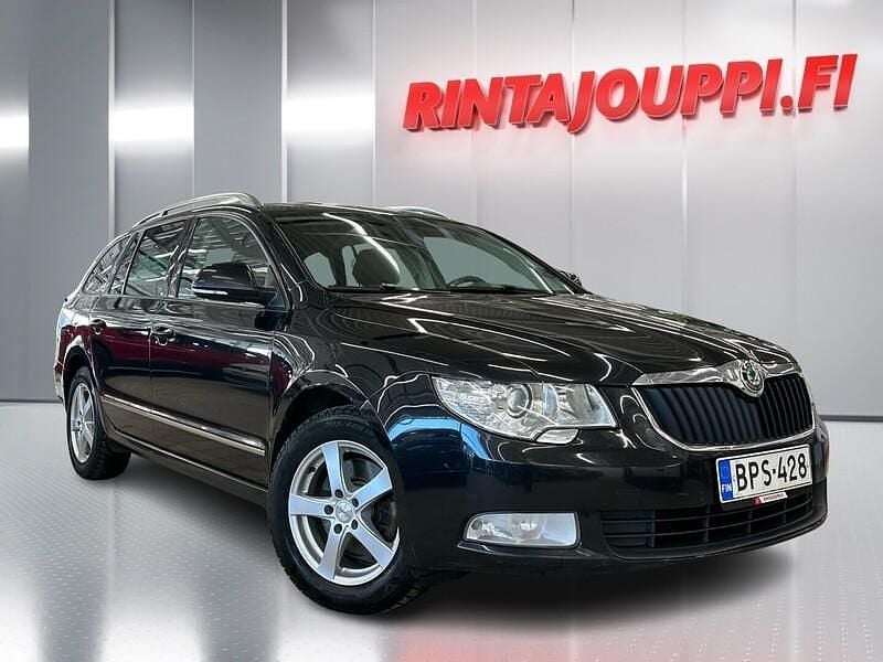 Käytetty Skoda Superb Business Line 170 HP (125 kW) 2012 Farmari