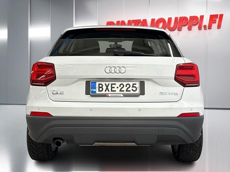 Käytetty Audi Q2 Business 116 HP (85 kW) 2019 Valkoinen Katumaasturi