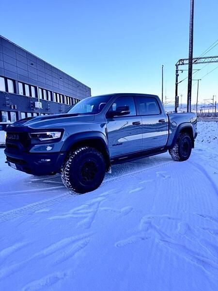 Käytetty Dodge Ram 2023 Harmaa Nouto