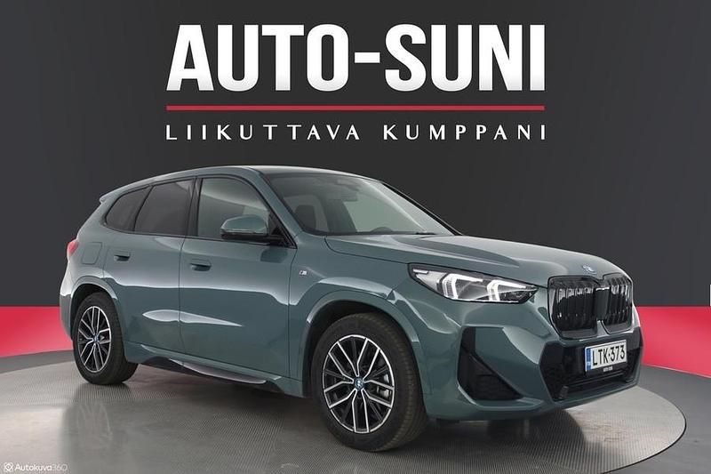 Vihreä Käytetty 2023 BMW iX1 M Sport Katumaasturi | 39 780 € (Perustarjous) - Kuva 1/3
