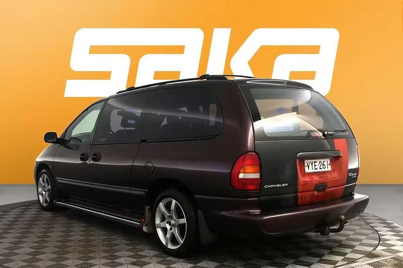 Käytetty Chrysler Grand Voyager 158 HP (116 kW) 2000 Tila-auto