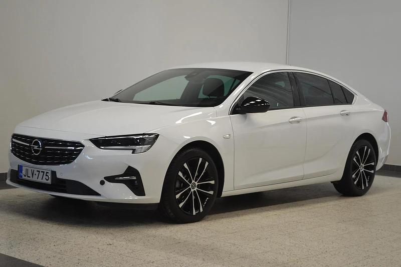 Käytetty Opel Insignia Executive 122 HP (89 kW) 2020 Gaz Viistoperä