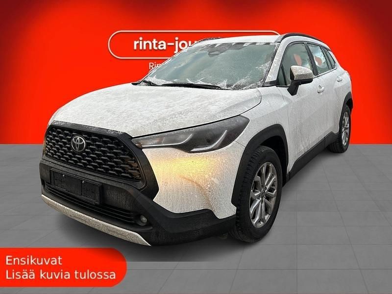 Käytetty 2025 Toyota Corolla Cross Active Katumaasturi | 41 980 € (Perustarjous) - Kuva 1/3