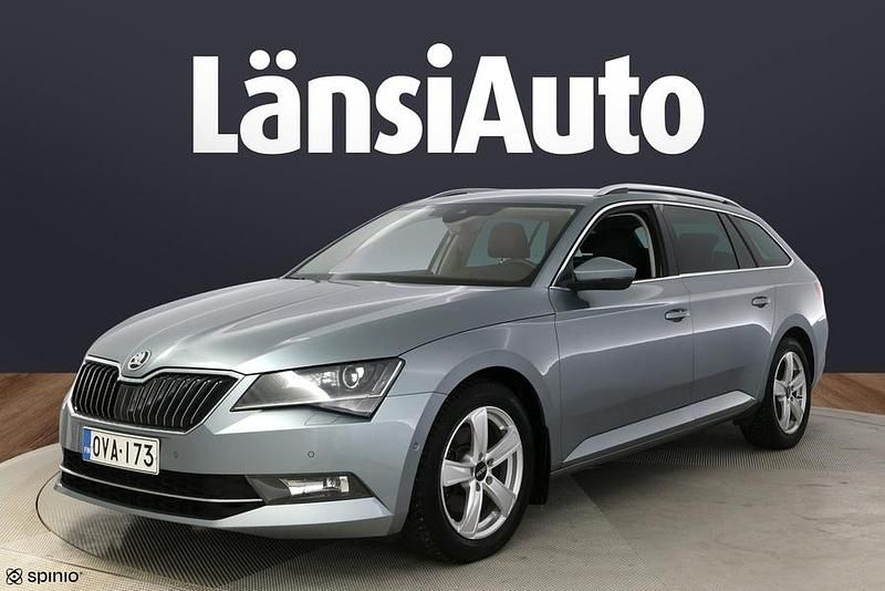 Käytetty 2017 Skoda Superb Elegance Farmari | 22 830 € (Kallis) - Kuva 1/1
