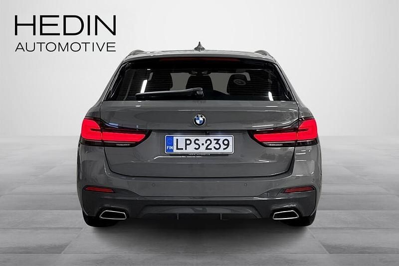 Käytetty BMW 530e M Sport 292 HP (214 kW) 2021 Farmari