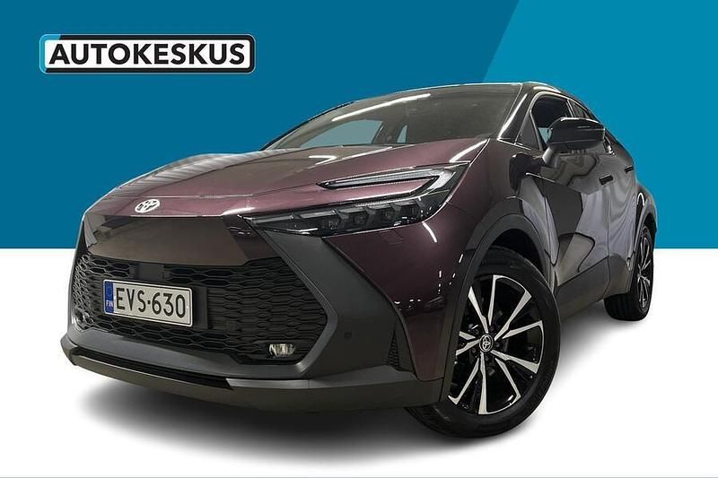 2xe deep amethyst/bl Käytetty 2025 Toyota C-HR Edition Katumaasturi | 36 900 € (Perustarjous) - Kuva 1/4