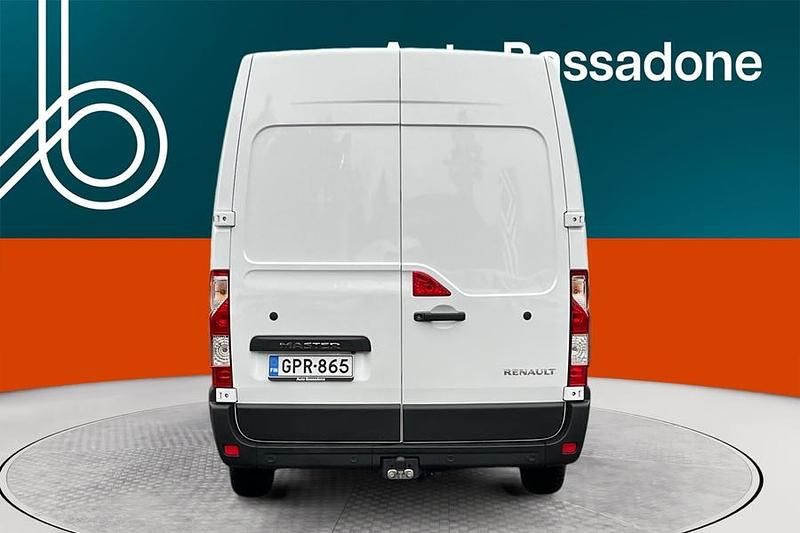 Käytetty Renault Master 150 HP (110 kW) 2024 Van