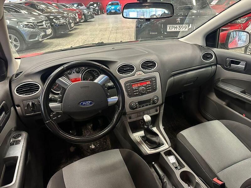 Käytetty Ford Focus Trend 146 HP (107 kW) 2010 Farmari