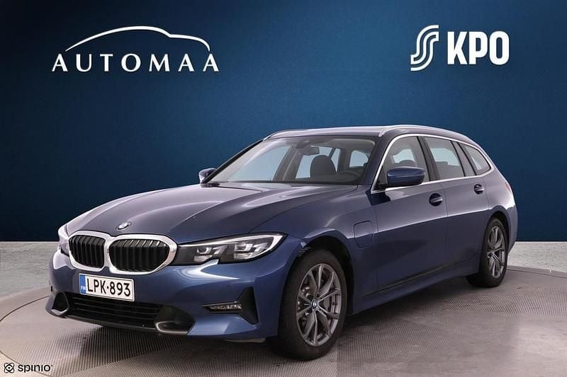 Käytetty BMW 330e Sport Line 292 HP (214 kW) 2021 Sininen Farmari