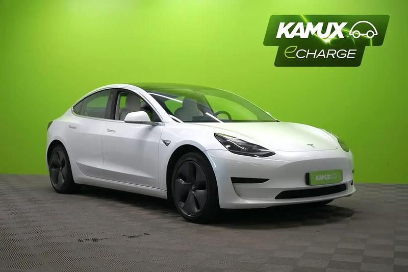 Valkonen Käytetty 2020 Tesla Model 3 Standard Range Plus Sedan | 23 790 € (Perustarjous) - Kuva 1/4