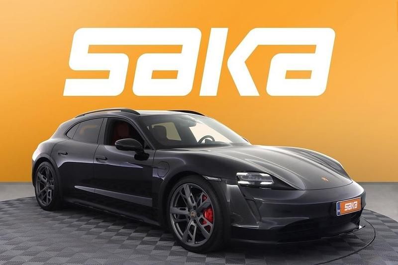 Käytetty 2022 Porsche Taycan Cross Turismo Farmari | 72 890 € - Kuva 1/3
