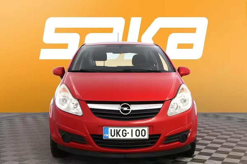 Käytetty Opel Corsa 75 HP (55 kW) 2011 Viistoperä