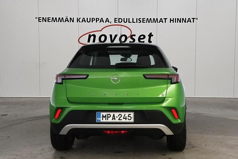 Käytetty Opel Mokka-e Innovation 100 kW (136 HP) 2023 Vihreä Katumaasturi