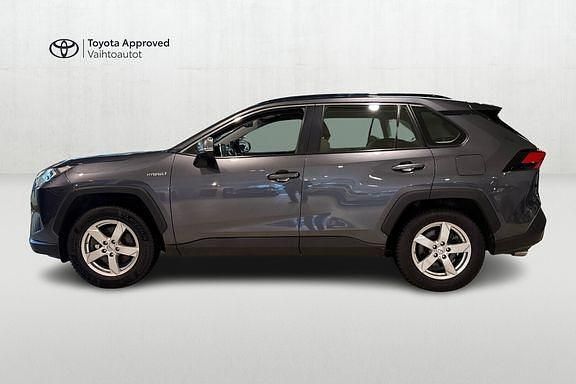 Käytetty Toyota RAV4 Business Edition 176 HP (129 kW) 2021 Harmaa Katumaasturi