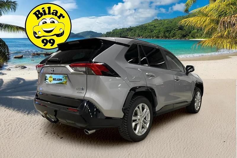 Käytetty Toyota RAV4 Hybrid Style 306 HP (225 kW) 2022 Katumaasturi