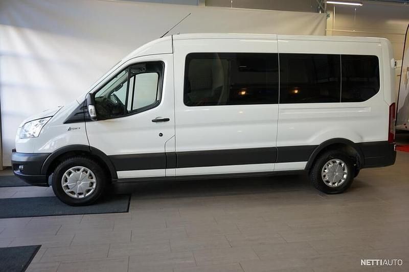 Käytetty Ford Transit Trend 178 HP (130 kW) 2019 Valkoinen Tila-auto